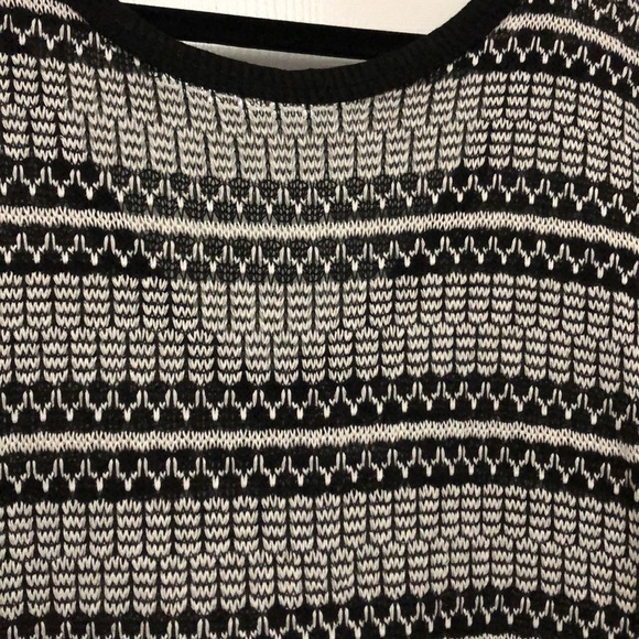 Sweater - Picture 3 of 6